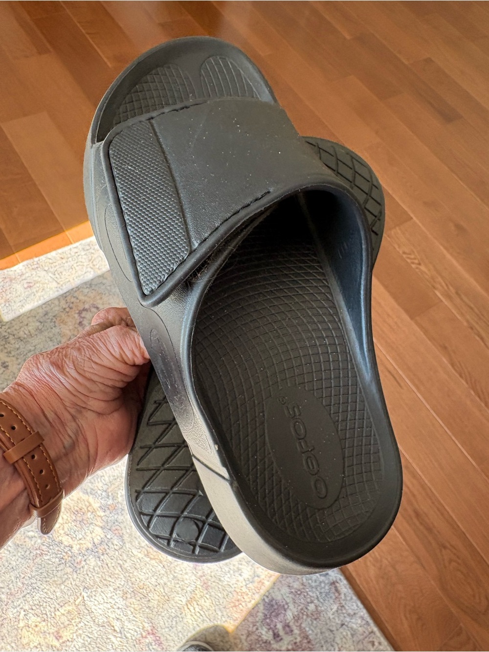 OOFOS Black Recovery Slide with Adjustable Strap